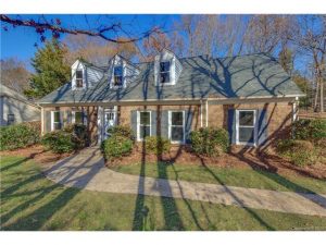 A recently sold home in Candlewyck